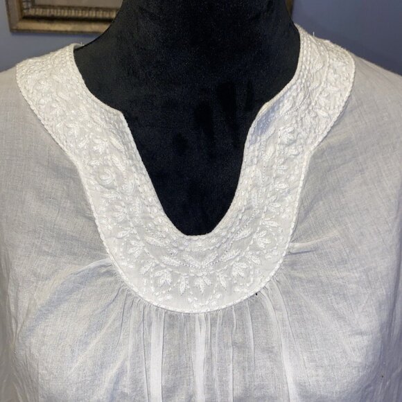 Women's Sweet Magnolia White Embroidered Long Cotton Tunic size XL - Picture 2 of 11